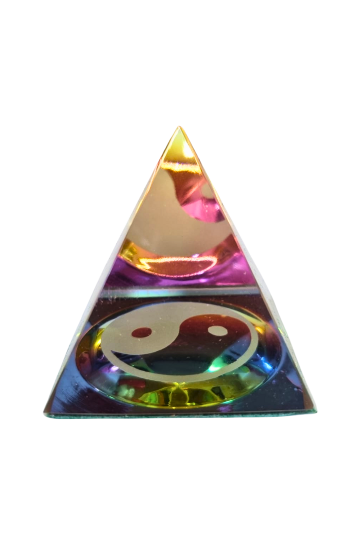 Piramide ying yang 1