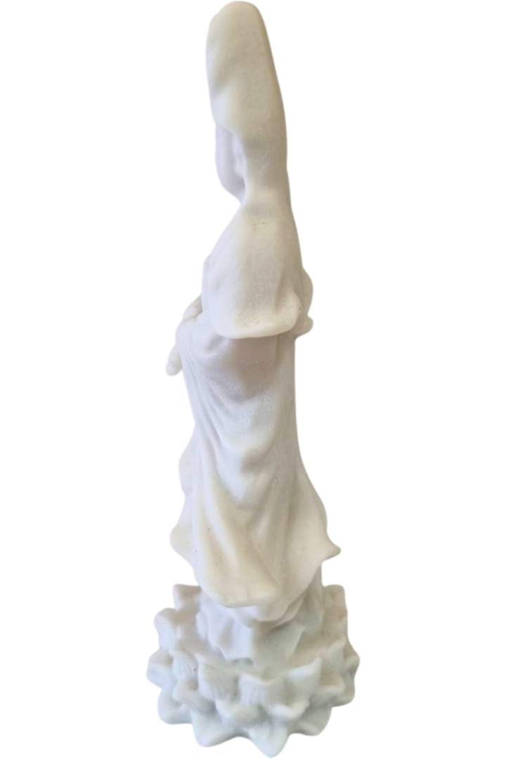 Kuan yin p 2