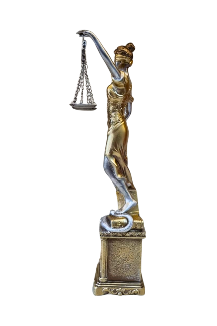 Dama da justica com relogio 2